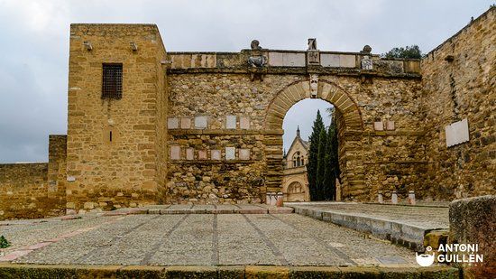 Arco de los Gigantes